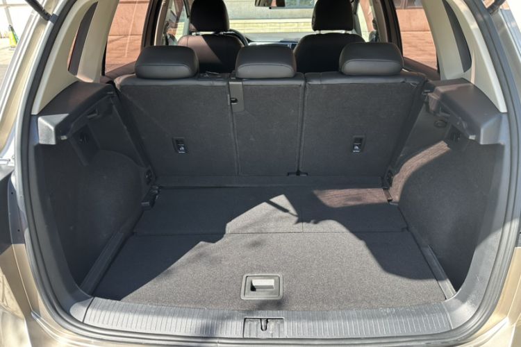 Used Volkswagen Golf Sportsvan 2016 1.6L Automatic Comfort Model Engine Bay