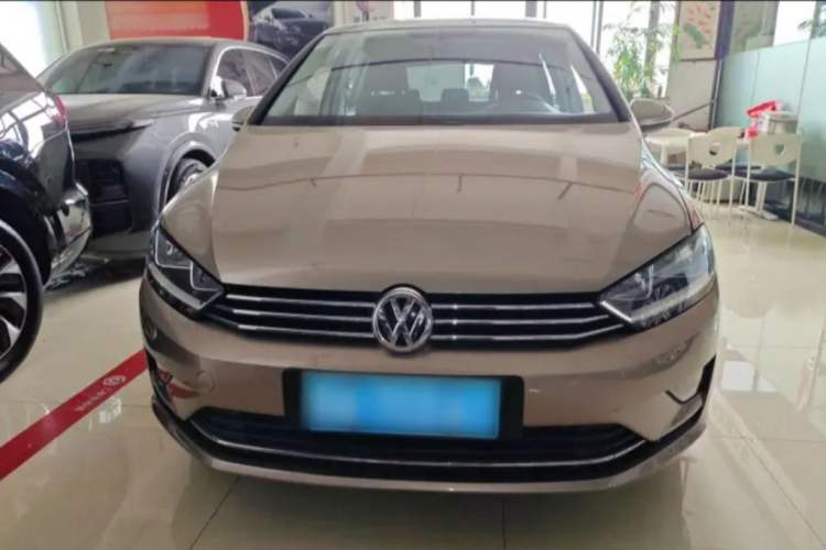 Used Volkswagen Golf Sportsvan 2016 1.6L Automatic Comfort Model Exterior 1
