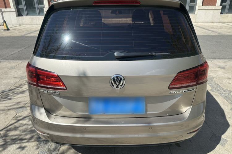 Used Volkswagen Golf Sportsvan 2016 1.6L Automatic Comfort Model Exterior 2
