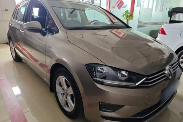 Used Volkswagen Golf Sportsvan 2016 1.6L Automatic Comfort Model Exterior 2