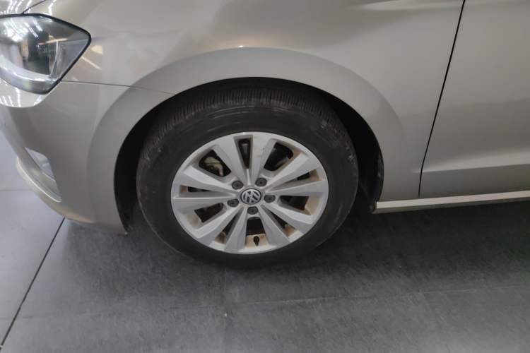 Used Volkswagen Golf Sportsvan 2016 230TSI Automatic Trend Edition Exterior 4