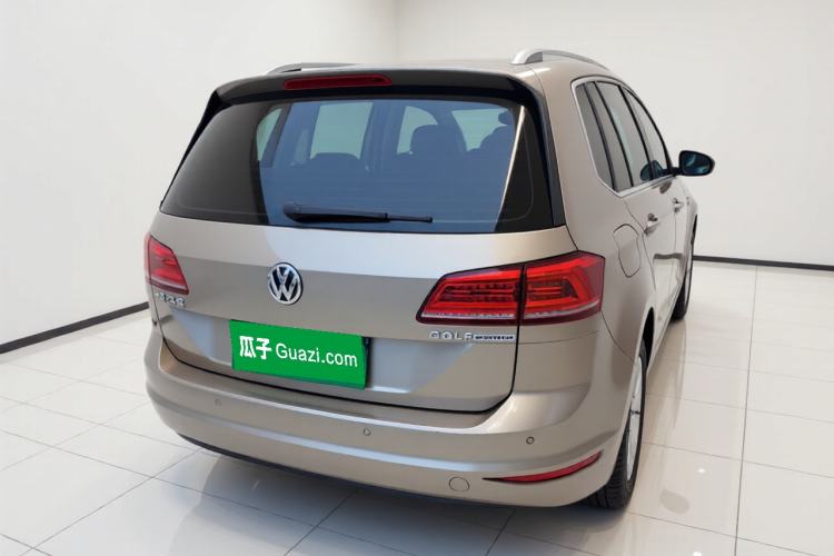 Used Volkswagen Golf Sportsvan 2016 1.6L Automatic Comfort Model Exterior 5