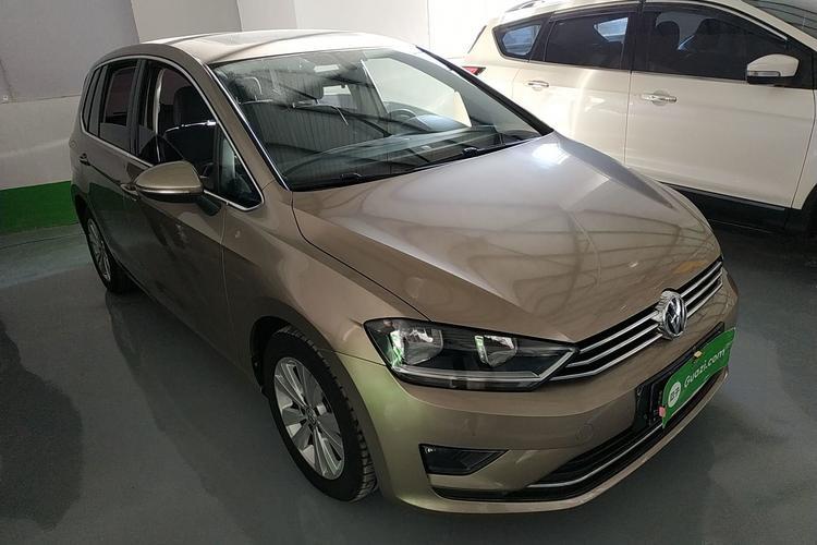 Used Volkswagen Golf Sportsvan 2016 230TSI Automatic Trend Edition Front Right 45 Deg