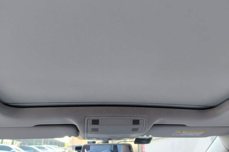 Used Volkswagen Golf Sportsvan 2016 1.6L Automatic Comfort Model Headliner