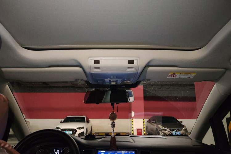 Used Volkswagen Golf Sportsvan 2016 230TSI Automatic Trend Edition Headliner