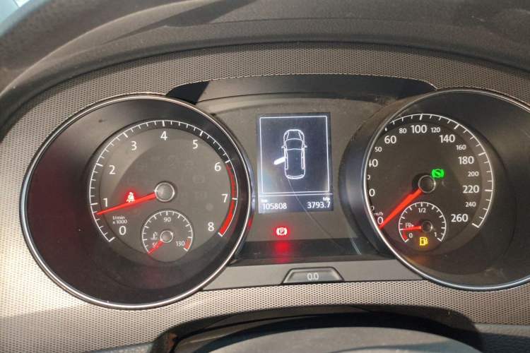 Used Volkswagen Golf Sportsvan 2016 230TSI Automatic Trend Edition Instrument Cluster