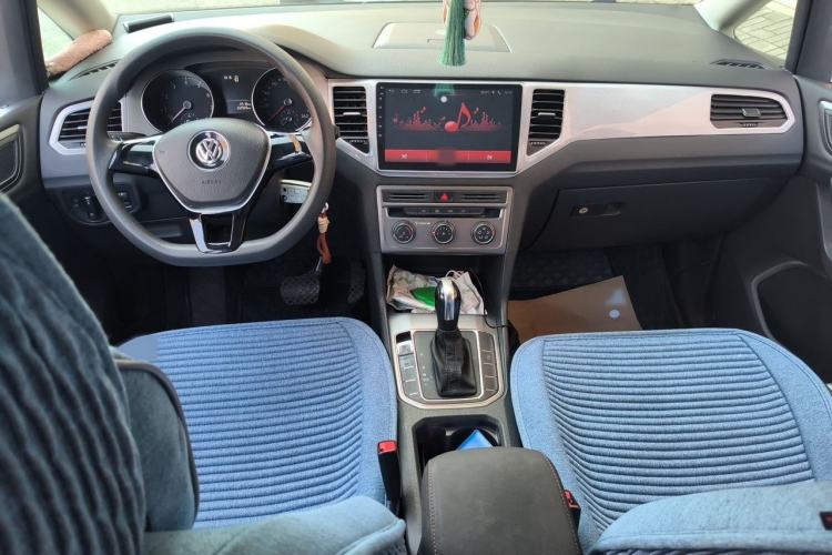 Used Volkswagen Golf Sportsvan 2016 1.6L Automatic Comfort Model Interior 2