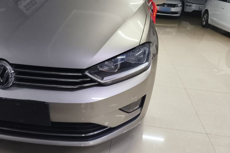 Used Volkswagen Golf Sportsvan 2016 230TSI Automatic Luxury Version Left Front Headlight