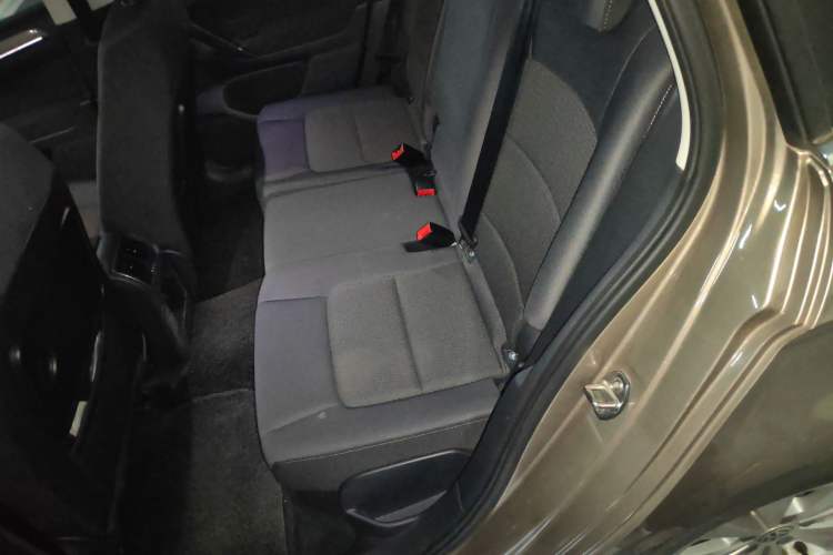 Used Volkswagen Golf Sportsvan 2016 230TSI Automatic Trend Edition Left Rear Seat