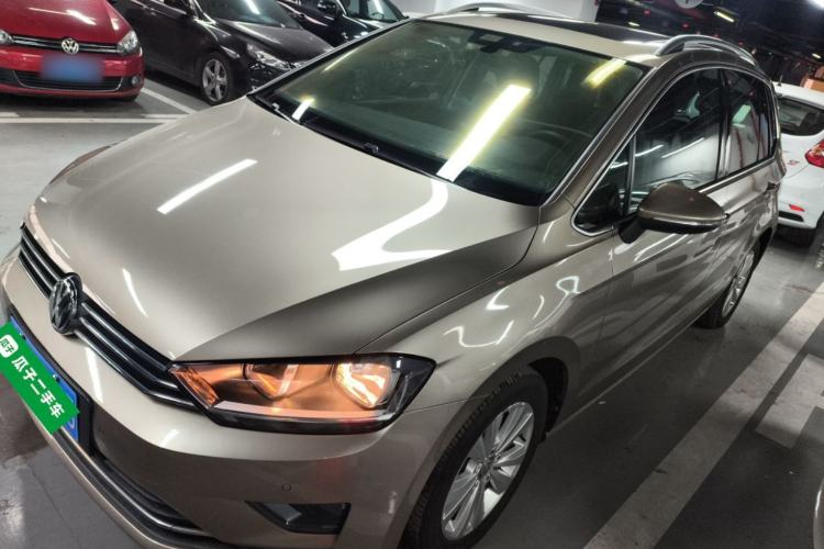 Used Volkswagen Golf Sportsvan 2016 230TSI Manual Entry-Level Trim Left Side