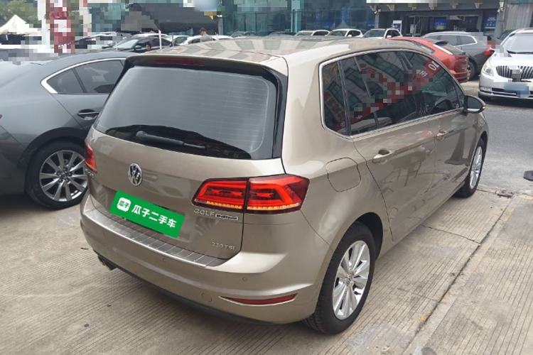 Used Volkswagen Golf Sportsvan 2016 230TSI Manual Entry-Level Trim Rear Right 45 Deg