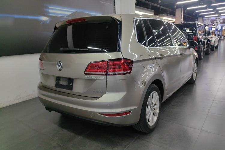 Used Volkswagen Golf Sportsvan 2016 230TSI Automatic Trend Edition Rear Right 45 Deg