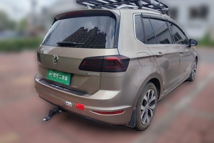 Used Volkswagen Golf Sportsvan 2016 1.6L Automatic Comfort Model Rear Right 45 Deg
