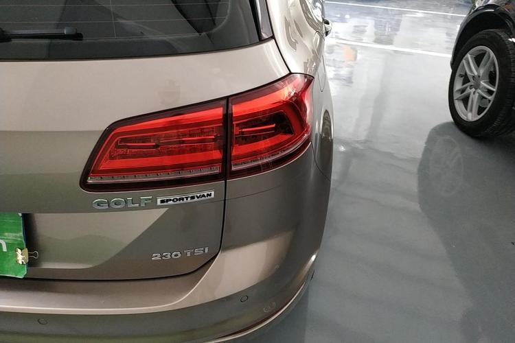 Used Volkswagen Golf Sportsvan 2016 230TSI Automatic Trend Edition Right Rear Taillight