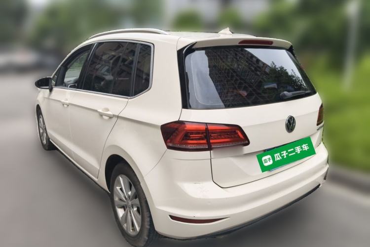 Used Volkswagen Golf Sportsvan 2016 230TSI Manual Entry-Level Trim Rear Left 45 Deg