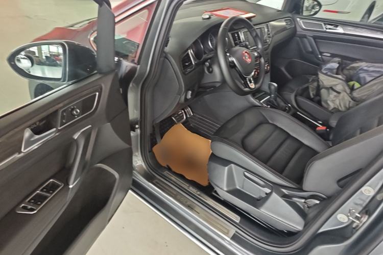 Used Volkswagen Golf Sportsvan 2016 280TSI Automatic Luxury Model Driver Seat