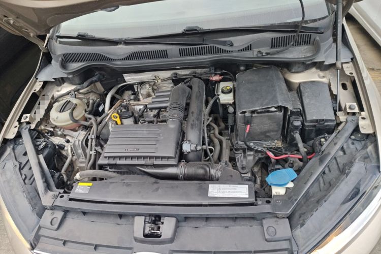 Used Volkswagen Golf Sportsvan 2016 230TSI Automatic Trend Edition Engine Bay