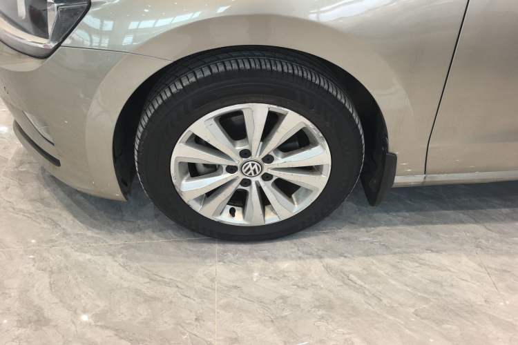Used Volkswagen Golf Sportsvan 2016 230TSI Automatic Trend Edition Exterior 7