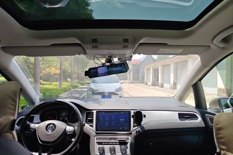 Used Volkswagen Golf Sportsvan 2016 230TSI Automatic Trend Edition Headliner