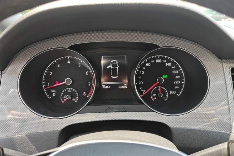 Used Volkswagen Golf Sportsvan 2016 230TSI Automatic Trend Edition Instrument Cluster