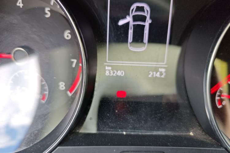 Used Volkswagen Golf Sportsvan 2016 280TSI Automatic Luxury Model Odometer Close Up