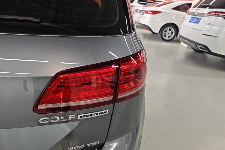 Used Volkswagen Golf Sportsvan 2016 280TSI Automatic Luxury Model Right Rear Taillight