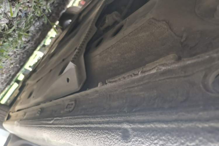 Used Volkswagen Golf Sportsvan 2016 230TSI Automatic Trend Edition Right Side Sill