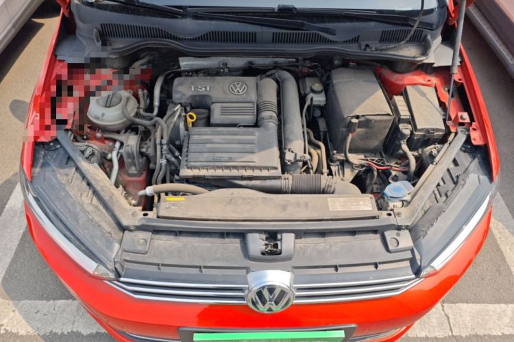 Used Volkswagen Golf Sportsvan 2016 230TSI Automatic Trend Edition Engine Bay