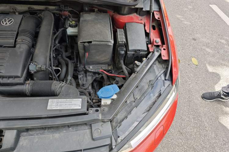 Used Volkswagen Golf Sportsvan 2016 280TSI Automatic Flagship Model Engine Bay Left