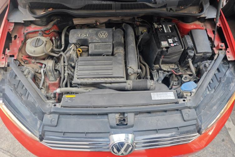 Used Volkswagen Golf Sportsvan 2016 280TSI Automatic Luxury Model Engine Bay