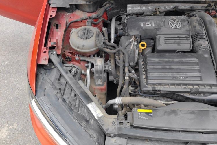 Used Volkswagen Golf Sportsvan 2016 230TSI Automatic Trend Edition Engine Bay Right