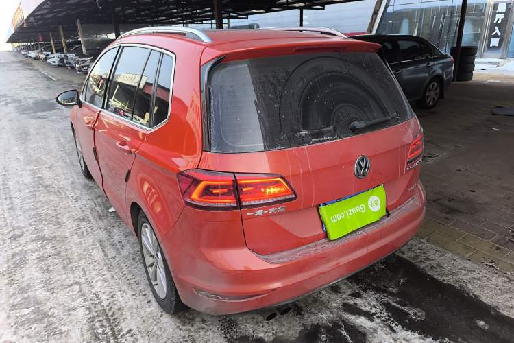 Used Volkswagen Golf Sportsvan 2016 230TSI Automatic Trend Edition Exterior 3