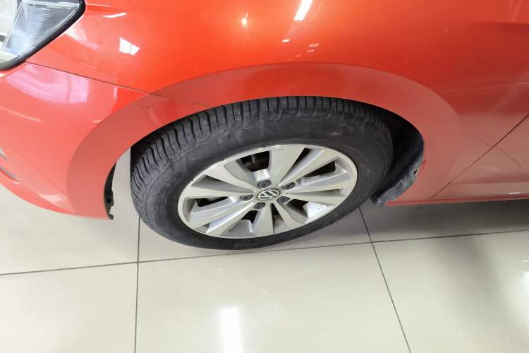 Used Volkswagen Golf Sportsvan 2016 230TSI Automatic Trend Edition Exterior 4