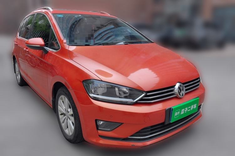 Used Volkswagen Golf Sportsvan 2016 230TSI Automatic Trend Edition Front Right 45 Deg