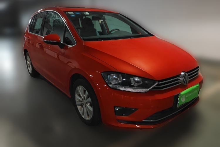 Used Volkswagen Golf Sportsvan 2016 230TSI Automatic Trend Edition Front Right 45 Deg