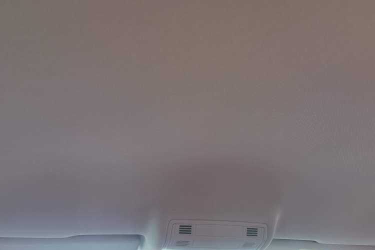 Used Volkswagen Golf Sportsvan 2016 1.6L Automatic Comfort Model Headliner