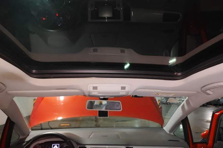 Used Volkswagen Golf Sportsvan 2016 230TSI Automatic Trend Edition Headliner