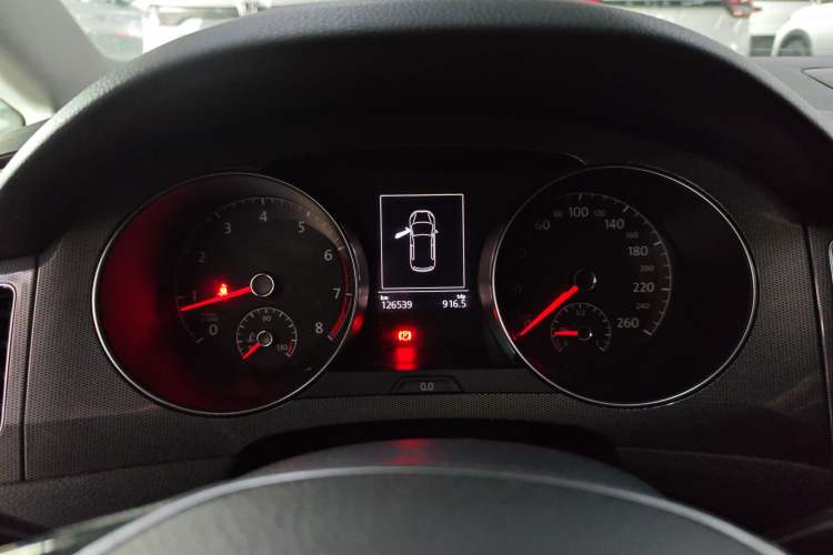 Used Volkswagen Golf Sportsvan 2016 230TSI Automatic Trend Edition Instrument Cluster