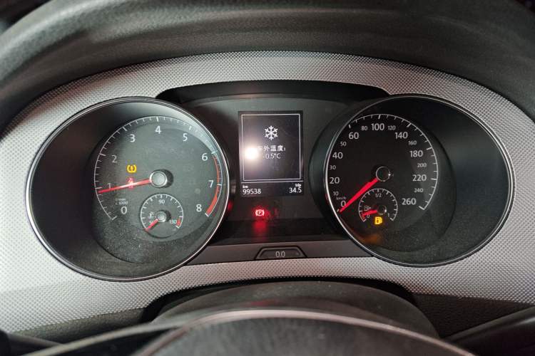 Used Volkswagen Golf Sportsvan 2016 230TSI Automatic Trend Edition Instrument Cluster
