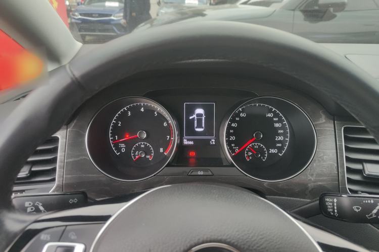 Used Volkswagen Golf Sportsvan 2016 230TSI Automatic Luxury Version Instrument Cluster
