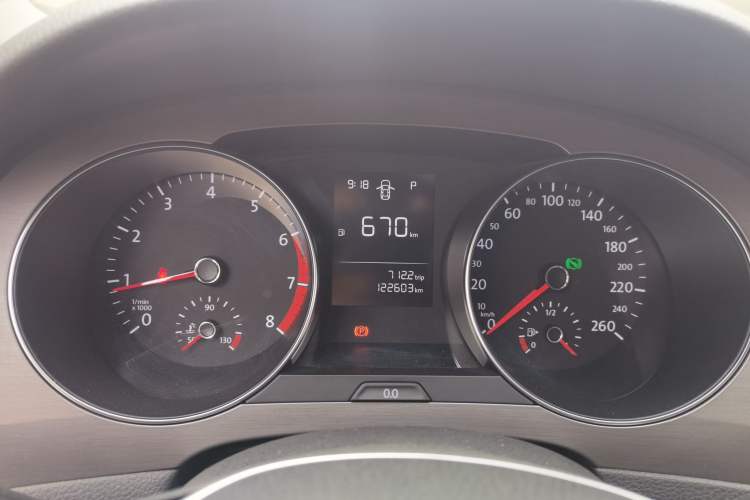 Used Volkswagen Golf Sportsvan 2016 1.6L Automatic Comfort Model Instrument Cluster
