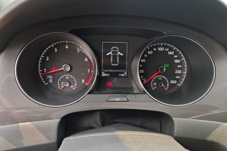 Used Volkswagen Golf Sportsvan 2016 230TSI Automatic Trend Edition Instrument Cluster