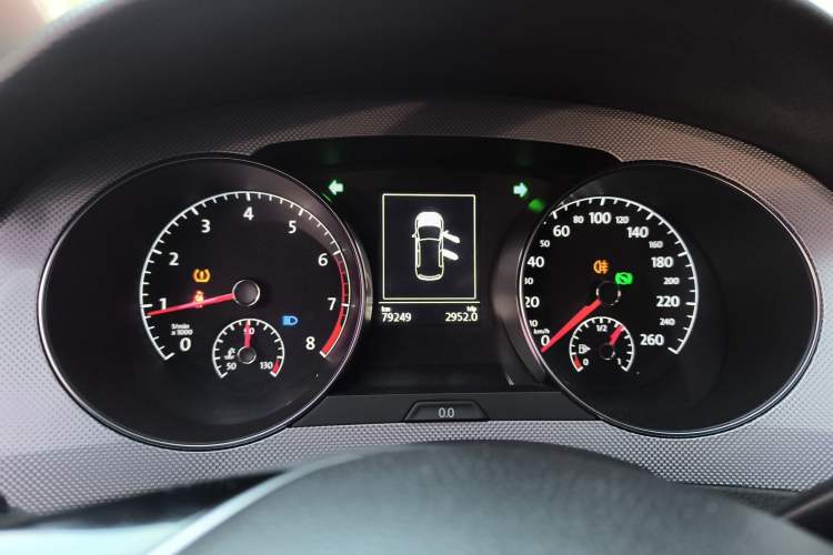 Used Volkswagen Golf Sportsvan 2016 230TSI Automatic Trend Edition Instrument Cluster