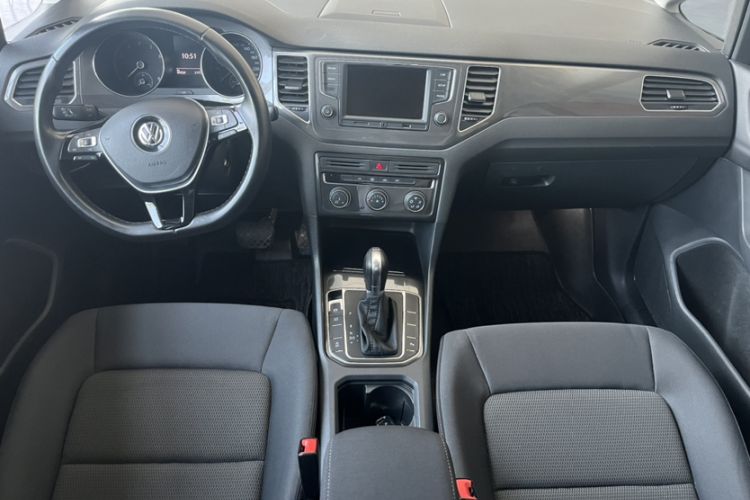 Used Volkswagen Golf Sportsvan 2016 230TSI Automatic Trend Edition Interior 2