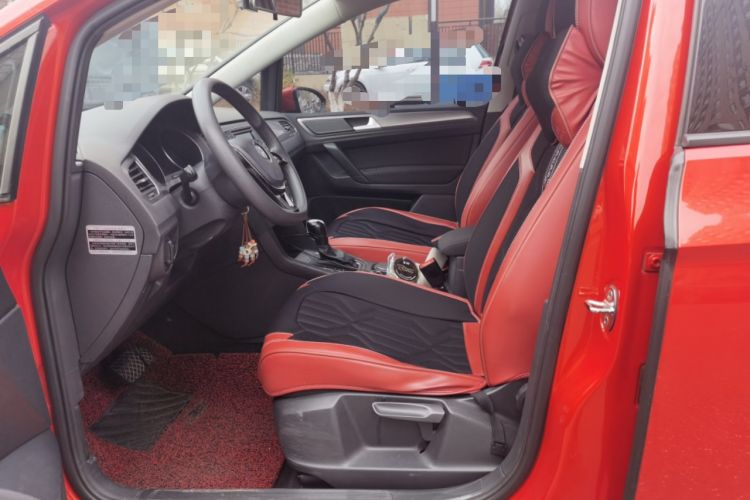 Used Volkswagen Golf Sportsvan 2016 1.6L Automatic Comfort Model Left Front Seat