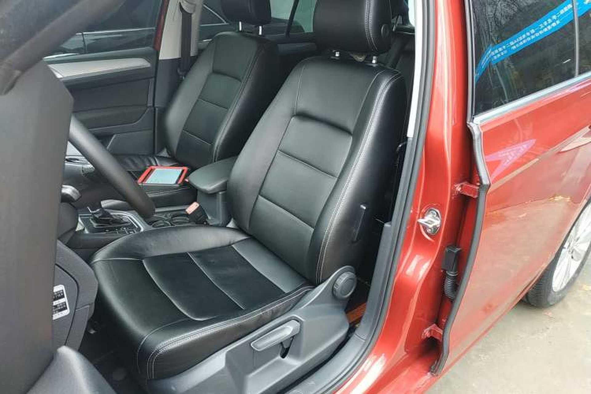 Used Volkswagen Golf Sportsvan 2016 230TSI Automatic Trend Edition Left Front Seat