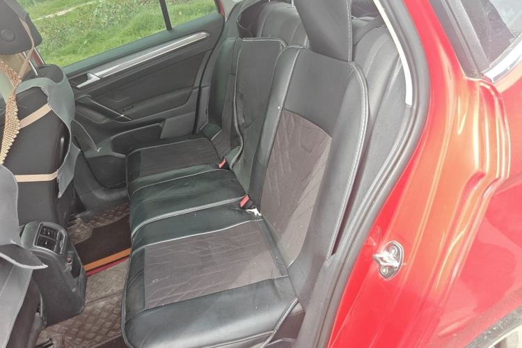 Used Volkswagen Golf Sportsvan 2016 230TSI Automatic Trend Edition Left Rear Seat