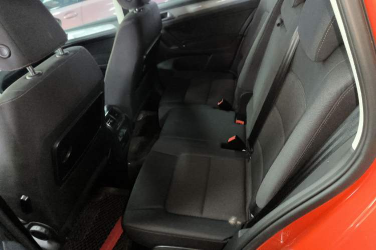 Used Volkswagen Golf Sportsvan 2016 230TSI Automatic Trend Edition Left Rear Seat