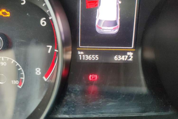 Used Volkswagen Golf Sportsvan 2016 280TSI Automatic Flagship Model Odometer Close Up
