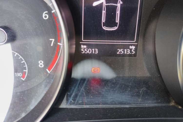 Used Volkswagen Golf Sportsvan 2016 230TSI Automatic Trend Edition Odometer Close Up